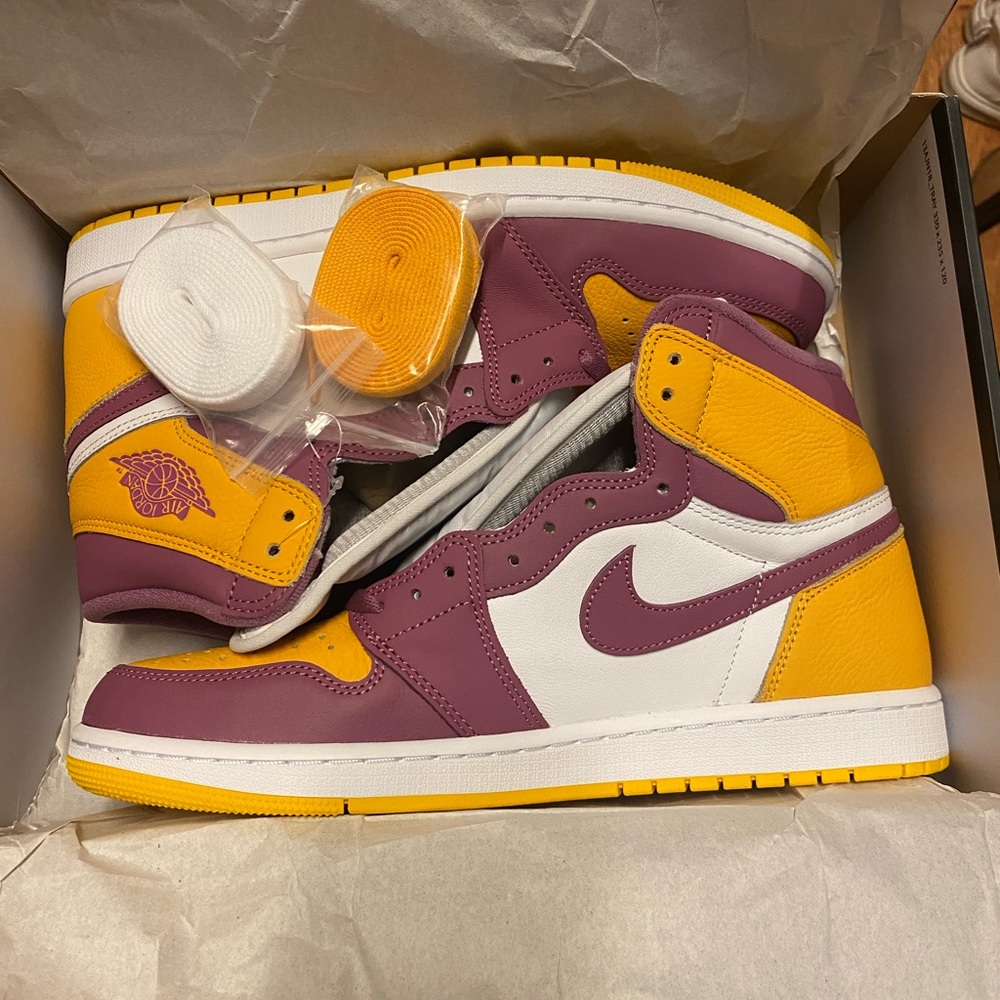 Jordan 1 Retro High OG Brotherhood